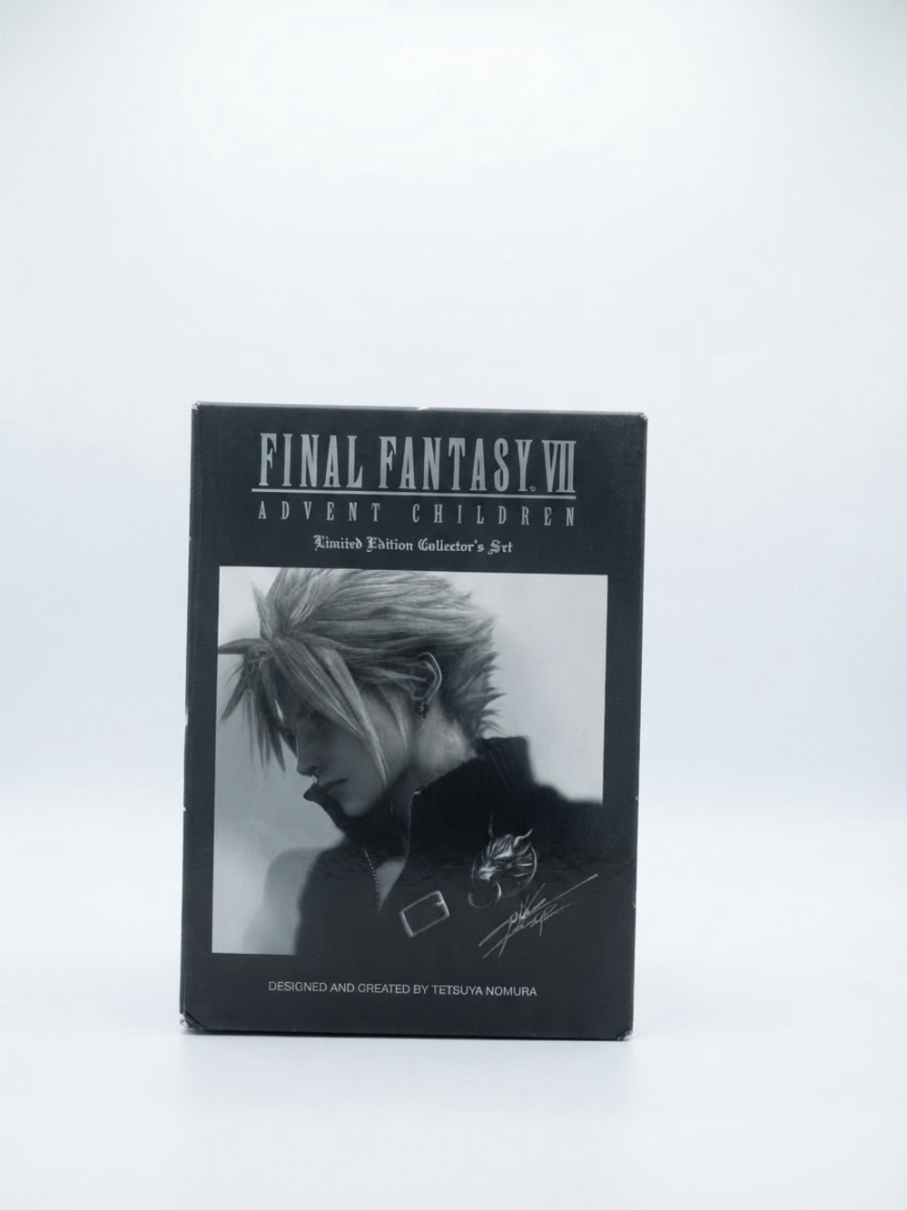 Final Fantasy VII Advent Children Limited Edition Collector's Novel & the Script